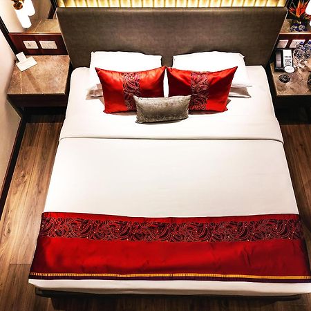 Vivanta Kolkata Em Bypass Eksteriør billede Deluxe Room
