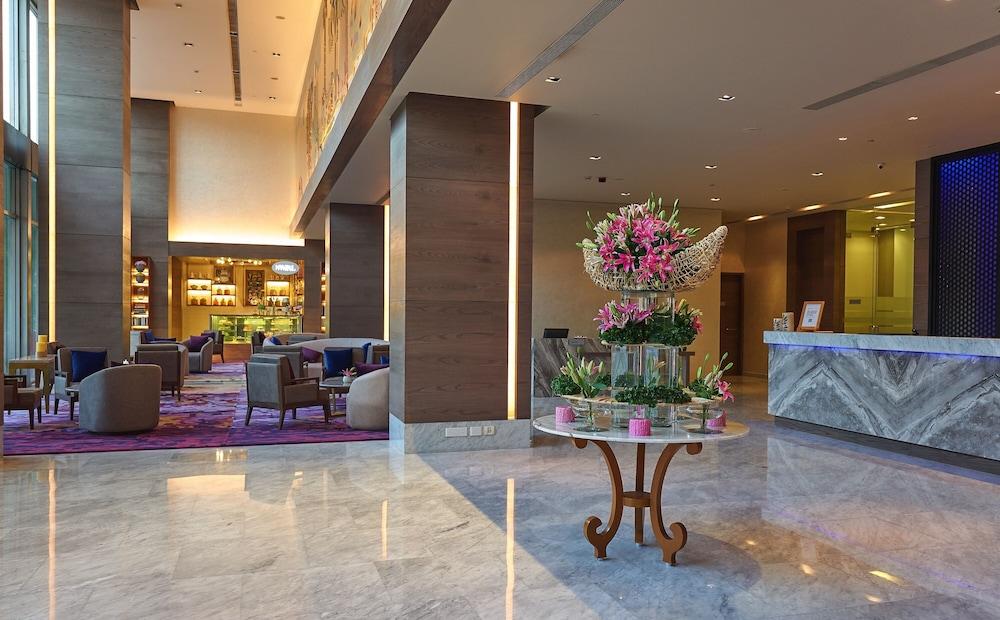 Vivanta Kolkata Em Bypass Eksteriør billede Lobby