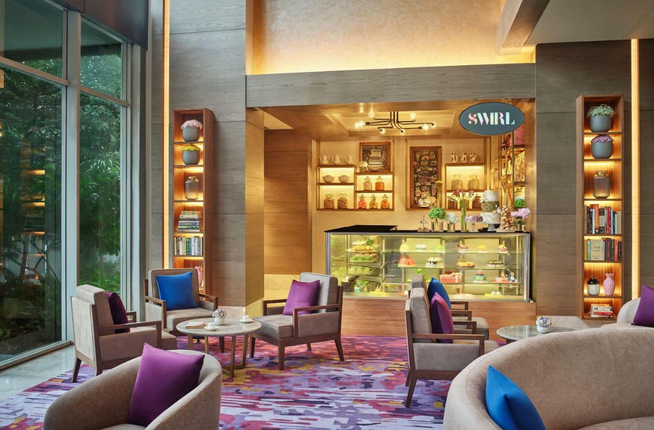 Vivanta Kolkata Em Bypass Eksteriør billede The Swirl Lounge at the airport
